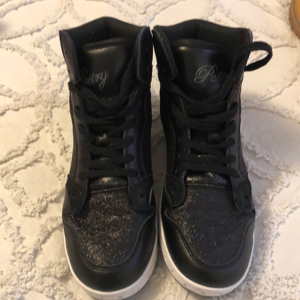 Pastry Sparkle Black Sneaker